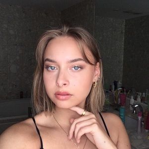 Meet your Posher, Florentine